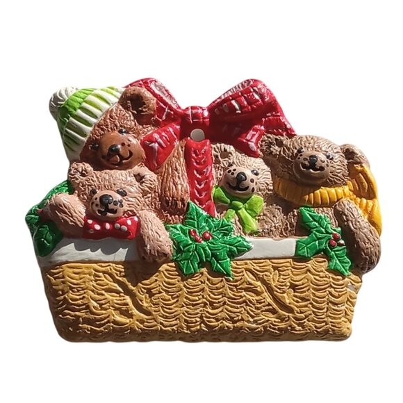 🎯 10 for $10 / Bears in Basket Magnet - Picture 1 of 7